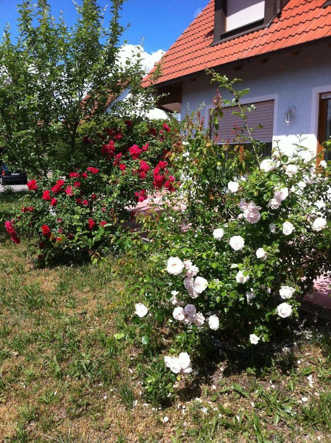 Ferienwohnung Eibenweg Gebsattel Luaran gambar